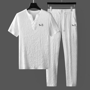夏季潮褶皱两件套男士，薄款棉麻短袖t恤中国风，v领白色休闲运动套装
