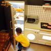 亲子餐厅仿真厨房模拟货架，迷你冰箱玩具橱柜，设备儿童室内游乐设施