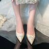 婚鞋高级感原创秀禾婚纱，两穿高跟鞋香槟色中式刺绣新娘缎面旗袍鞋