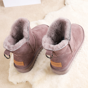 牛皮雪地靴女款冬季真皮，靴子东北加绒加厚防滑面包，鞋皮毛一体棉鞋