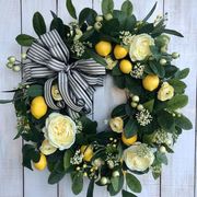 黄玫瑰(黄玫瑰)柠檬花环编织植物，花环欧美风格道具，摆件仿真树叶跨境独立站
