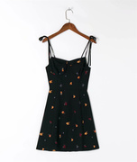 21夏季INS法式复古少女水果印花高腰修身气质黑色吊带连衣裙