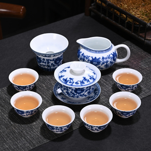功夫茶具套装经典青花瓷，陶瓷盖碗三才杯，家用莲花茶盘复古整套茶道