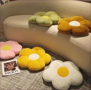 小雏菊沙发抱枕ins风可爱花朵异形，飘窗靠垫太阳花坐垫办公室