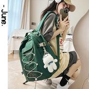 日韩小熊字母双肩包女大容量工装背包大学生书包旅行电脑包机车包
