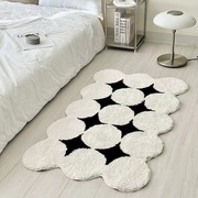 地毯黑白奶油风客厅高级轻奢卧室，床边毯茶几，沙发法式床前毯地垫
