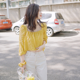 2023夏季鹅黄短袖淡黄色方领日系泡泡纱甜美系带，宽松雪纺小衫上衣