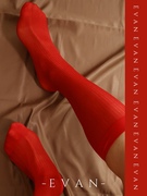 西装丝袜大红色条纹男士，结婚新郎正装中长筒袜，本命年绅士舒适透气