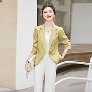 短款白色小西装外套，女小个子春秋，2023韩版设计感复古西服上衣