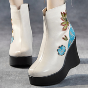 嫔妃丽人牛皮刺绣荷花高跟9cm厚底复古中国民族风时尚矮个女短靴