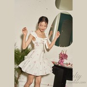泰国设计师设计 Pleased文艺复古欧式玫瑰碎花连衣裙短裙