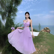 紫色百褶露背吊带连衣裙收腰显瘦沙滩裙海边度假纯欲风超仙雪纺裙
