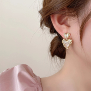 韩国黄色水钻爱心耳钉女纯银小众设计高级耳饰2024年耳环