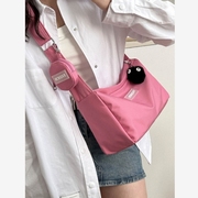 网红粉色尼龙帆布包包女夏大学生，上课休闲大容量，单肩包斜挎包