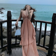 性感纯欲风镂空粉色露背连衣裙吊带百褶雪纺蛋糕裙长裙三亚沙滩裙