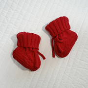婴儿毛线鞋成品长筒秋冬加绒新生儿，鞋子系带防掉跟红色宝宝新年装