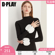 DPLAY秋装法式优雅黑拼白撞色立体花瓣修身半高领针织打底衫