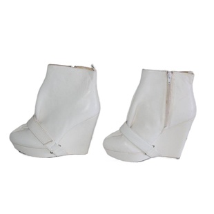 时尚短筒纯色全皮厚底坡跟女靴侧拉链尖头白色羊皮靴子 22763703