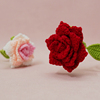 成品装尖头玫瑰创意仿真花，纯手工编织毛线，花情人节七夕教师节