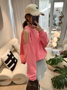 智研 韩国春季洋气时尚露肩设计感手工订钻粉色宽松长袖套头卫衣