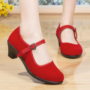 大红色老北京布鞋女单鞋表演礼仪广场舞红色高跟鞋一字扣带妈妈鞋