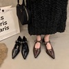 2024法式一字带尖头浅口单鞋女欧美时尚街头风潮酷拼接低跟鞋