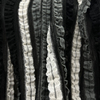 独特蕾丝花边创意竖条纹毛线衫粗针混纺针织布料 毛衣设计师面料