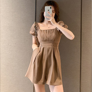 夏季法式韩版连体衣女气质高腰，连身褶皱短袖方领连体短裤套装