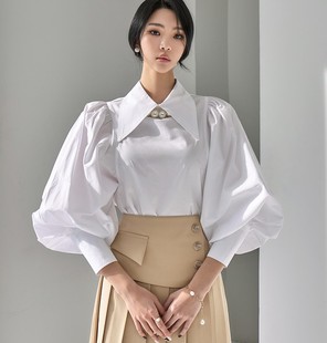 韩国dint早春设计感复古灯笼，袖白衬衫女大领干练气质上衣套头
