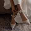 乔治茜GEORGE SYLVIA设计师 原创手工花环绑带仙女蕾丝婚鞋Sissi