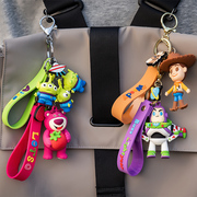 正版迪士尼玩具总动员钥匙扣，草莓熊三眼仔背包，挂件可爱礼物饰品
