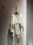 法国巴黎 BV 2023秋冬白色刺绣不规则蝙蝠袖连衣裙