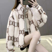 版断码品牌女装羊羔毛外套(毛，外套)女2022外穿冬季宽