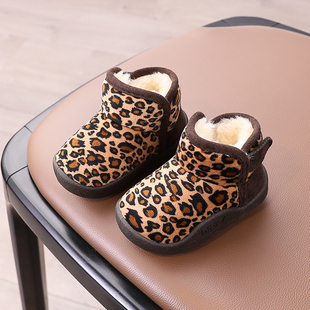 男女童宝宝雪地靴冬季加厚绒大棉鞋豹纹2-3岁4防滑短靴婴幼儿保暖