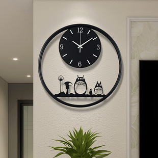 龙猫挂钟客厅时尚创意餐厅挂墙钟表，现代简约艺术，装饰挂表家用时钟