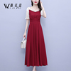 红色连衣裙2024夏季女装，气质名媛高端洋气，修身秋天中长款裙子