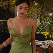 绿色闪闪抹胸裙镂空性感生日，小礼服裙吊带连衣裙，平时可穿泰国旅游