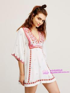 Free People FP 刺绣V领阔袖连衣裙高腰迷你短裙