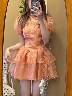 橘色欧根纱甜美公主连衣裙带，胸垫方领泡泡，袖收腰显瘦蓬蓬裙蛋糕裙