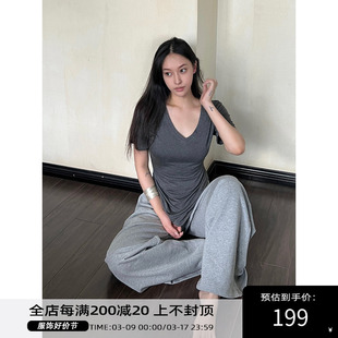 angelapopewang美式辣妹时尚百搭灰色，v领短袖，t恤女夏季tee