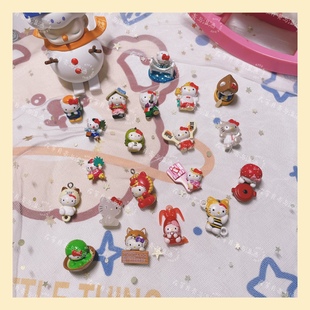 一只桃几 27 散货HelloKitty挂饰迷你玩偶玩具摆件饰品凯蒂猫kt