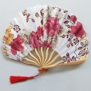 龙扇日式日本和风扇子折扇，折叠女式古典旗袍走秀贝壳扇古风