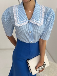 韩国chic夏季格子衬衫洋气蕾丝边娃娃领撞色珍珠扣短款泡泡袖衬衣