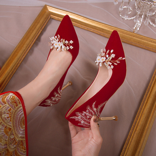 小众婚鞋新娘鞋2024年细跟秀禾婚纱两穿红色结婚高跟鞋不累脚