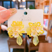 田园风水晶花朵黄色串珠耳钉小清新小众高级感文艺度假耳环饰品