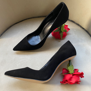 欧美风秋款玫瑰花跟单鞋尖头，细跟羊皮高跟鞋性感，气质高跟女鞋外贸