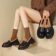 冬季女士黑色棕色中跟松糕厚底真皮毛毛鞋加绒圆头女鞋乐福鞋