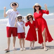蜜月旅行拍照情侣装高端一裙一衣海边度假男沙滩套装女红色雪纺裙