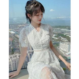 白色蕾丝连衣裙女装2021夏装拼接镂空花朵温柔气质小裙子女夏