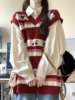 两件套装秋季学院风红色，条纹针织马甲背心，毛衣女(毛衣女)款叠穿衬衫上衣